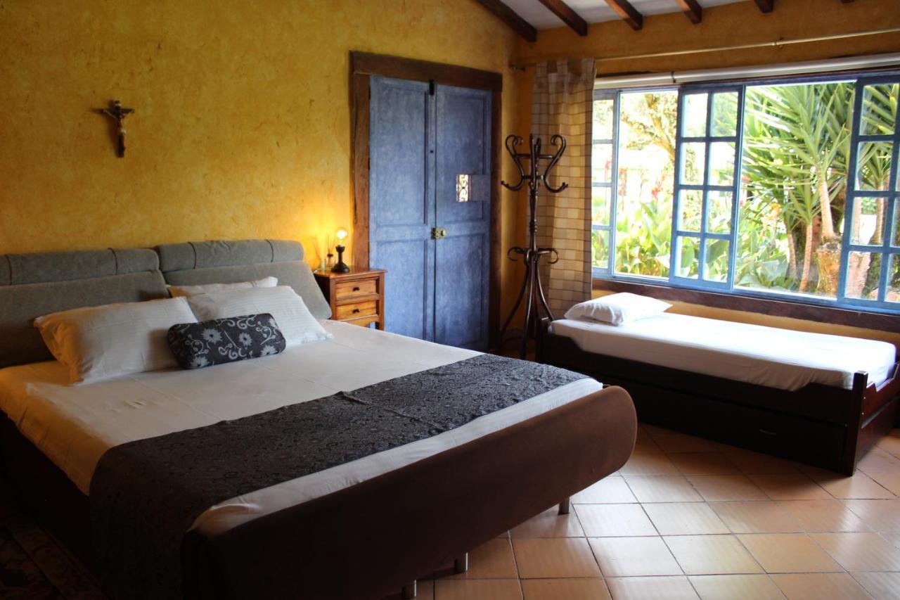 Ecohotel La Masia Llanogrande  Экстерьер фото