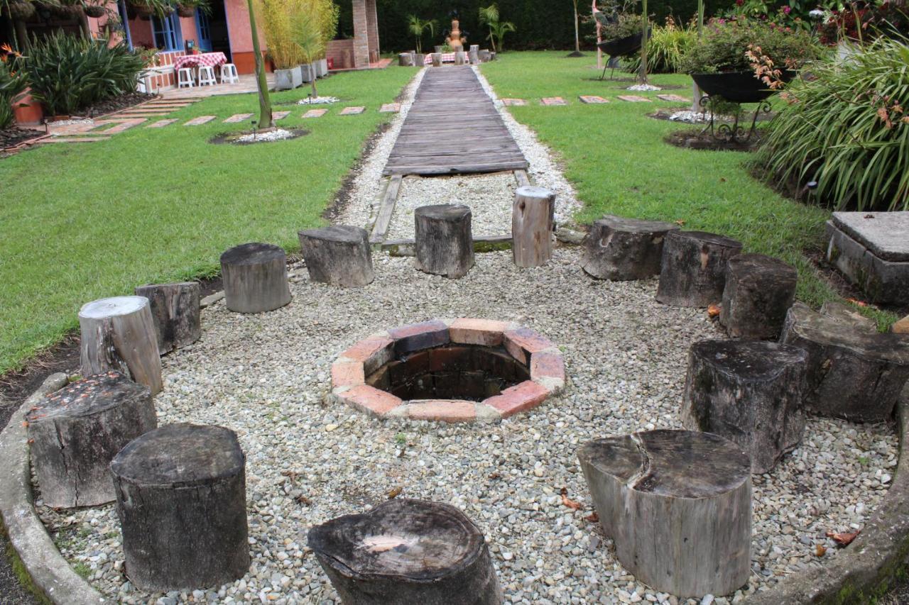 Ecohotel La Masia Llanogrande  Экстерьер фото