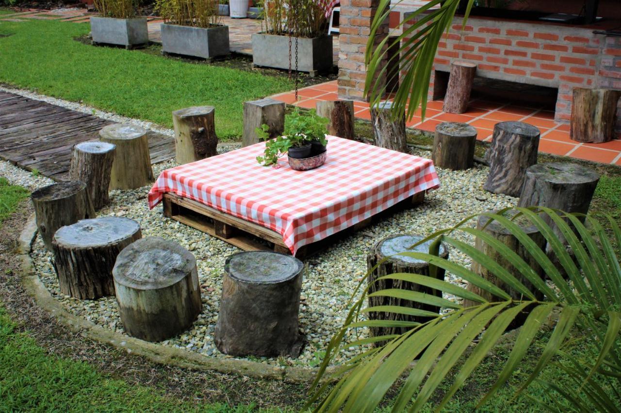 Ecohotel La Masia Llanogrande  Экстерьер фото