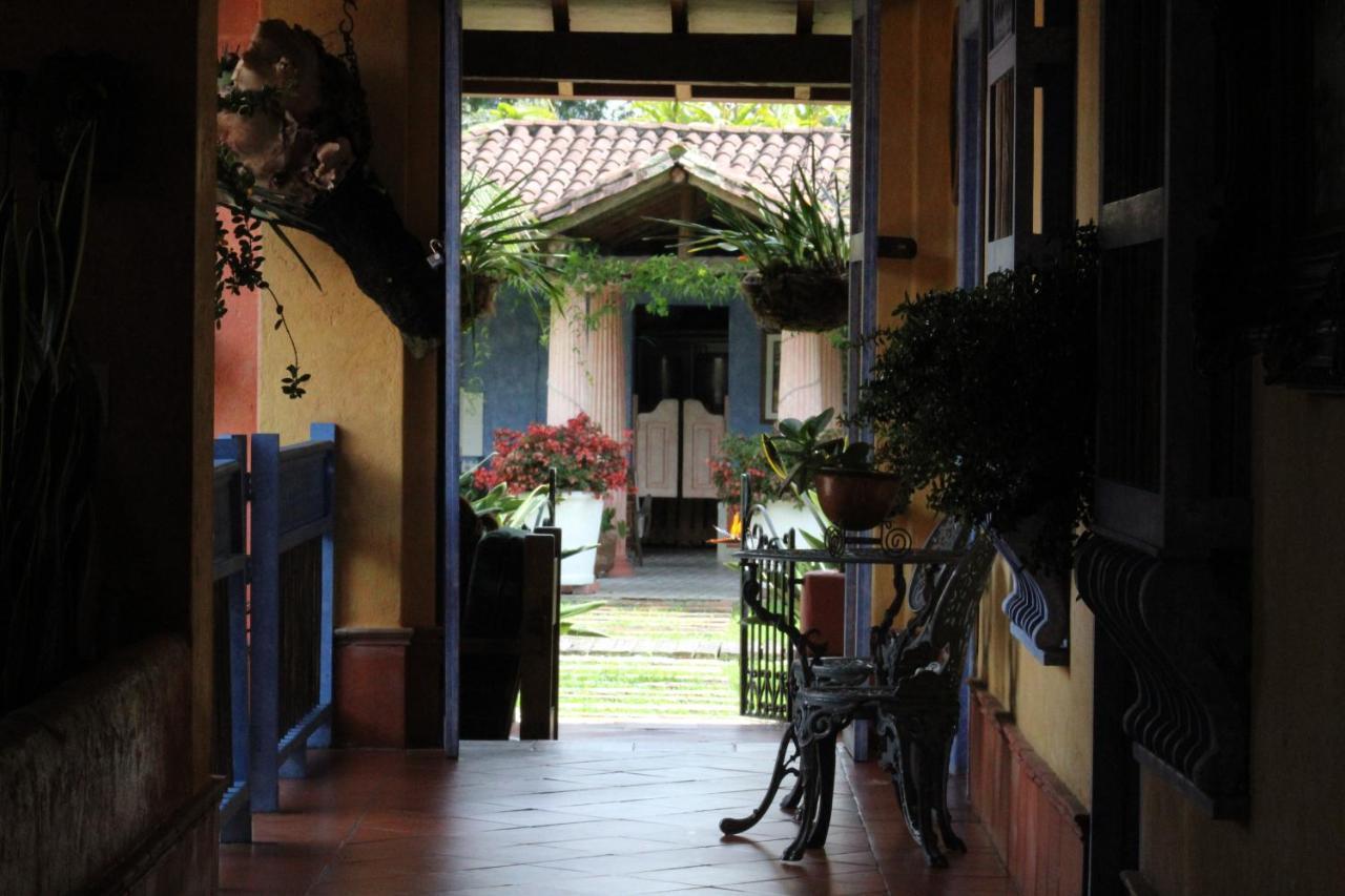 Ecohotel La Masia Llanogrande  Экстерьер фото