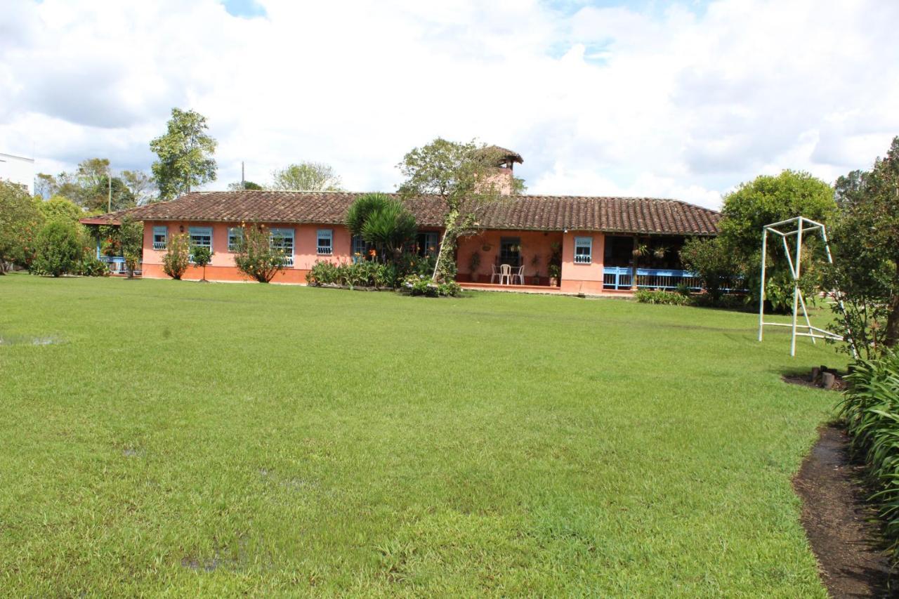 Ecohotel La Masia Llanogrande  Экстерьер фото